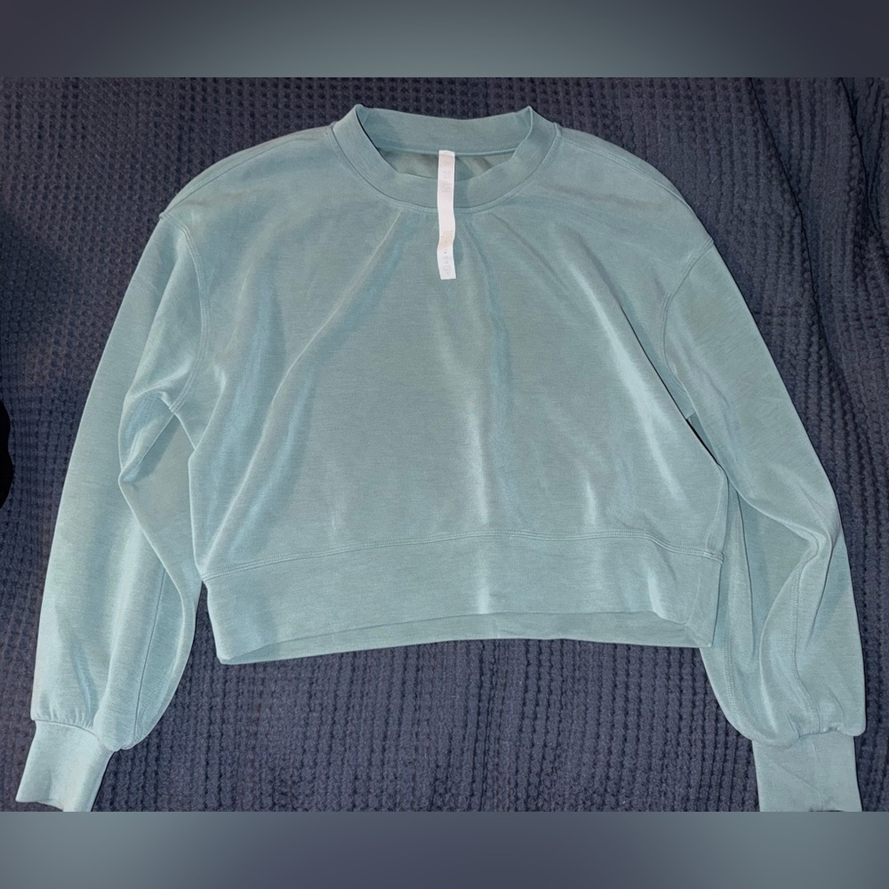 Lululemon Softstreme Perfectly Oversized Cropped Crew sweatshirt 4
